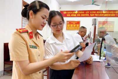 Cách sang tên xe khiến dân phòng công chứng h:ế:t c:ửa kiếm ăn