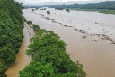 C-ứ-u với, nước đang dâng!” – Hơn 18.000 hộ dân Nghệ An bị c:ô lập, th:;;ương t;âm quá