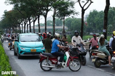 UBND TP Hà Nội tuyên bố: Quyết tâm trả lời bằng được câu hỏi: “Không đi xe xăng tôi đi bằng gì?”. Vậy là đã rõ