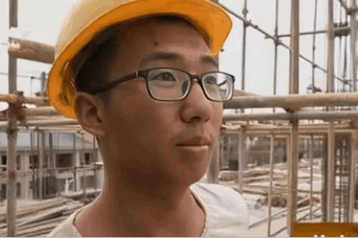 Nam sinh vừa ôn tập vừa làm công nhân nhận xét “Đề quá dễ”, khi biết điểm thì cả nước ngã ngửa