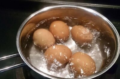 Trứng gà ngon bổ nhưng người mắc 3 b;ệ;nh này tuyệt đối tránh xa
