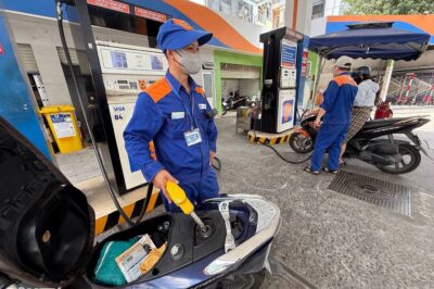 Công bố giá bán xăng E10 từ hôm nay: Cửa hàng bán gần 1.000 lít trong một buổi