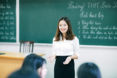 Chính thức Nghề giáo sắp thoát kiếp lương thấp