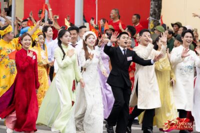 Khối nghệ sĩ bị nhắc nhở ở diễu hành, Cục trưởng Xuân Bắc có pha xử lý xứng đáng điểm 10